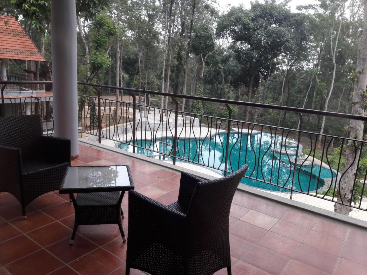 Hotel The Birchwood Retreat, Madikeri Esterno foto